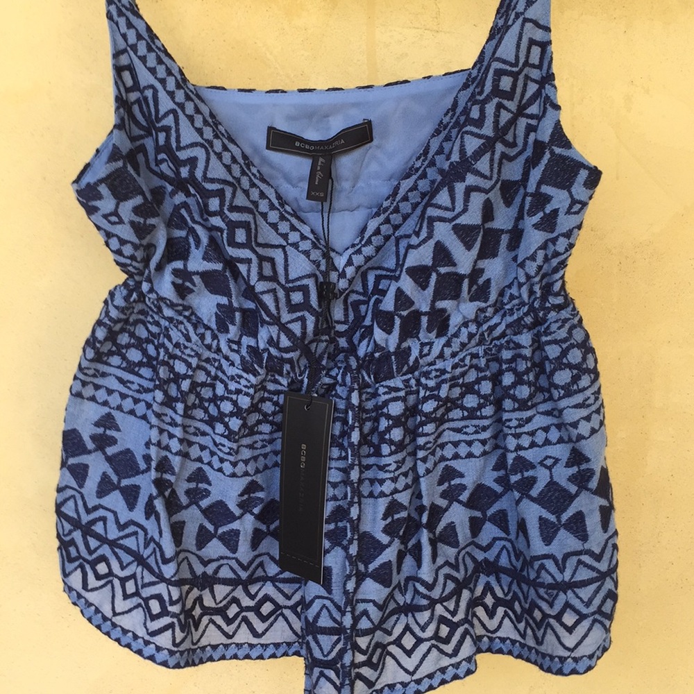 BCBG top